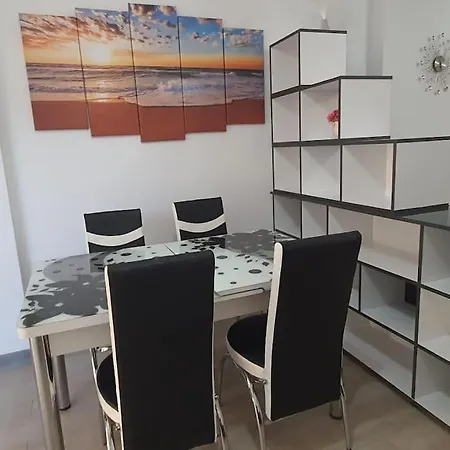 Alezzy Reasort Luxury 81 Prima Linie La Mare *